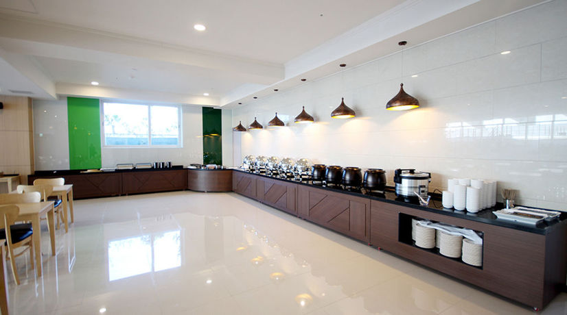 Imagen de los interiores del Hotel The Four Graces Resort. Foto 14
