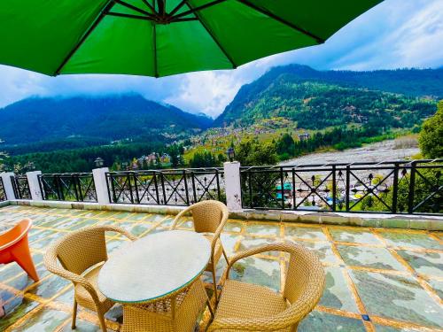 Imagen general del Hotel The Four Season & Resort, Manali - A Blissful View From Rooms. Foto 15