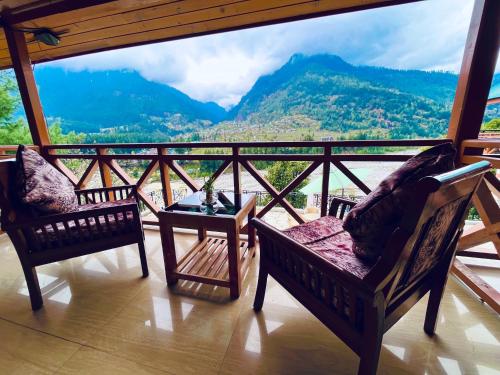 Imagen general del Hotel The Four Season & Resort, Manali. Foto 2