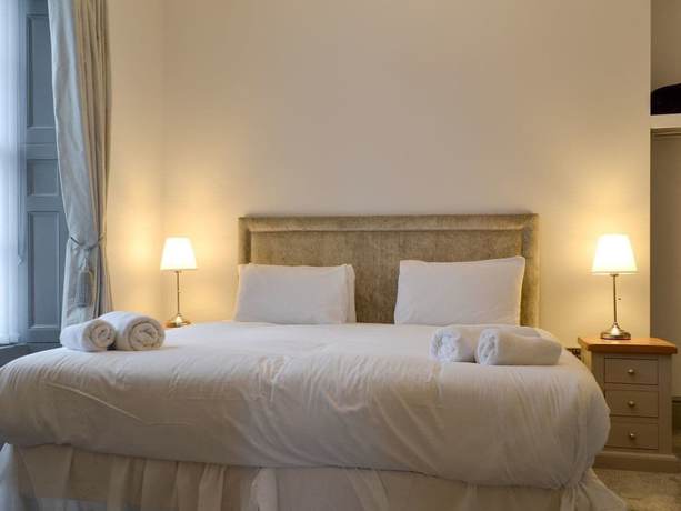 Imagen de la habitación del Hotel The Four Seasons. Foto 3