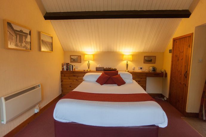 Imagen de la habitación del Hotel The Four Seasons, Saint Fillans. Foto 5
