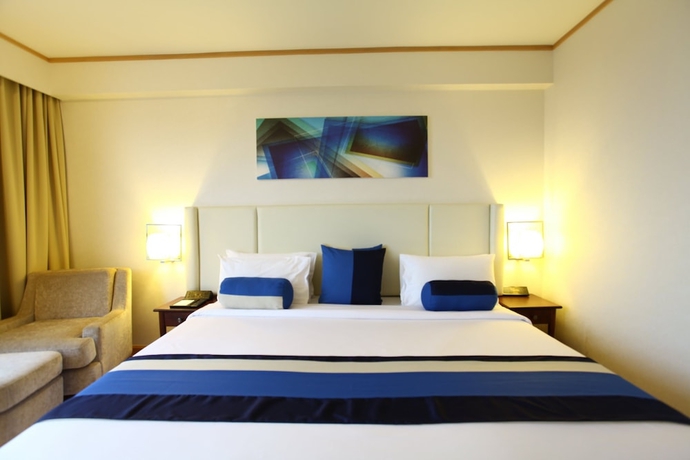 Imagen de la habitación del Hotel The Four Wings Bangkok. Foto 3