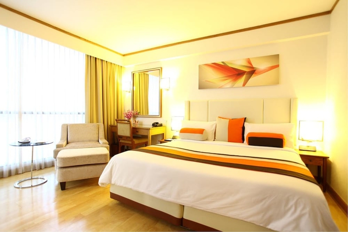 Imagen de la habitación del Hotel The Four Wings Bangkok. Foto 15