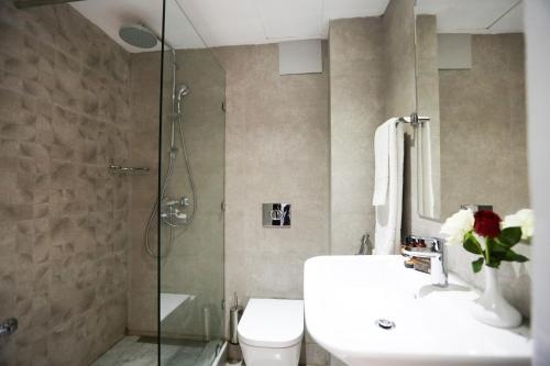 Imagen de la habitación del Hotel The Fourteen Luxury Boutique and Spa. Foto 9