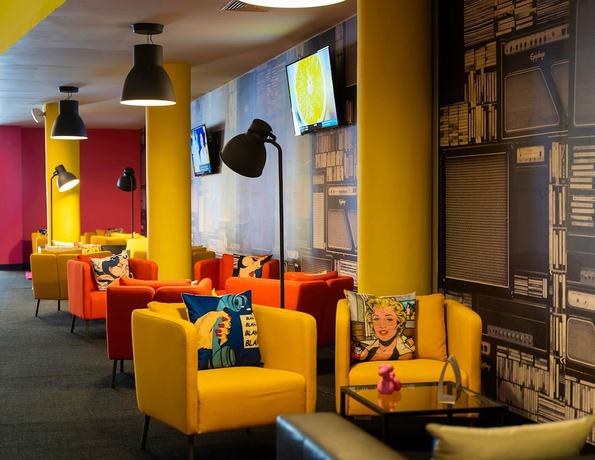 Imagen de los interiores del Hotel The Fox, Ponce. Foto 20