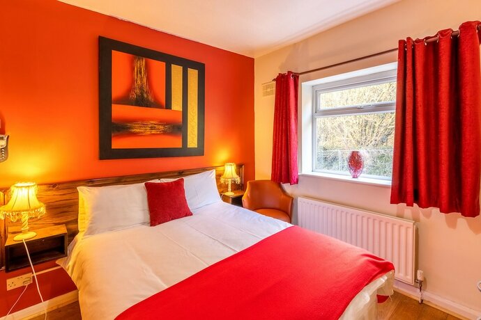 Imagen de la habitación del Hotel The Fox and Hounds. Foto 17