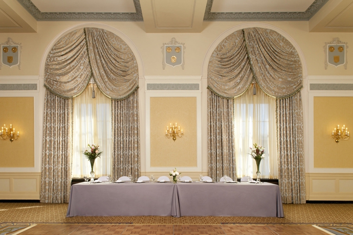 Imagen de los interiores del Hotel The Francis Marion. Foto 12