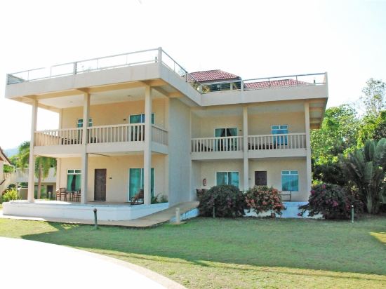 Imagen de los exteriores del Hotel The Frangipani Langkawi Resort and Spa. Foto 14