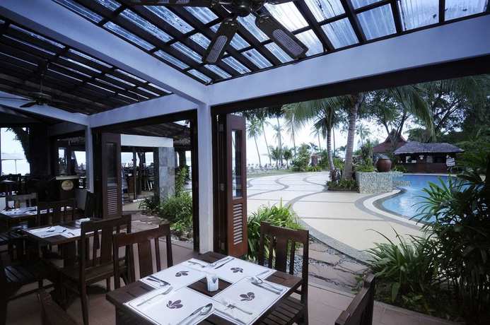 Imagen del bar/restaurante del Hotel The Frangipani Langkawi Resort and Spa. Foto 4