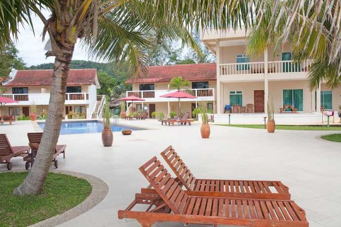 Imagen de la piscina del Hotel The Frangipani Langkawi Resort and Spa. Foto 24