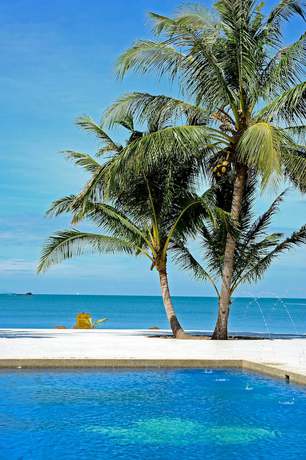 Imagen de la piscina del Hotel The Frangipani Langkawi Resort and Spa. Foto 26