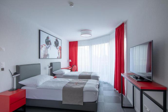 Imagen de la habitación del Hotel The Freddie Mercury. Foto 5