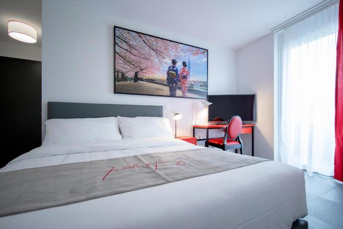 Imagen de la habitación del Hotel The Freddie Mercury. Foto 6