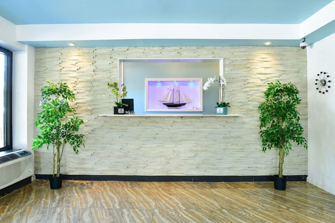 Imagen de los interiores del Hotel The Freeport Inn And Marina. Foto 17