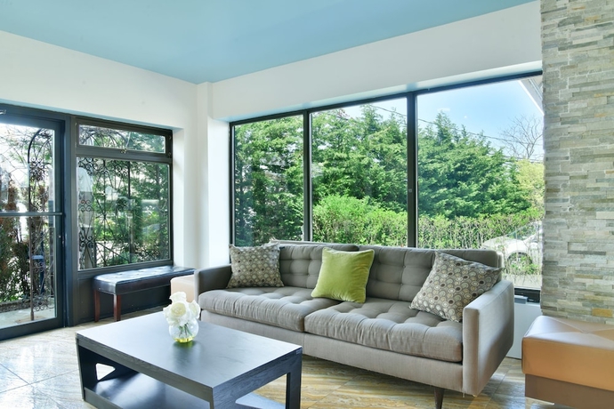 Imagen de los interiores del Hotel The Freeport Inn And Marina. Foto 19