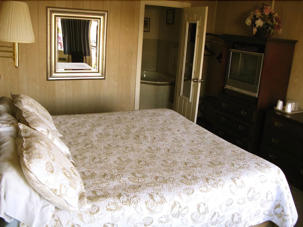 Imagen de la habitación del Hotel The Freeport Inn And Marina. Foto 5