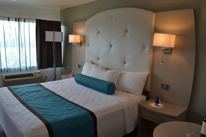 Imagen de la habitación del Hotel The Freeport Inn And Marina. Foto 16