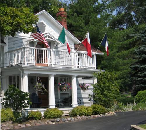 Imagen de la habitación del Hotel The French Country Inn Lake Geneva. Foto 2