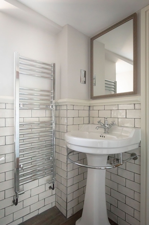 Imagen de la habitación del Hotel The Frogmill. Foto 6