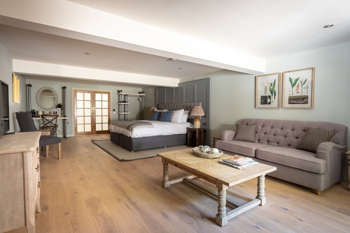 Imagen de la habitación del Hotel The Frogmill. Foto 7