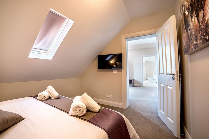 Imagen de la habitación del Hotel The Frontier. Foto 3