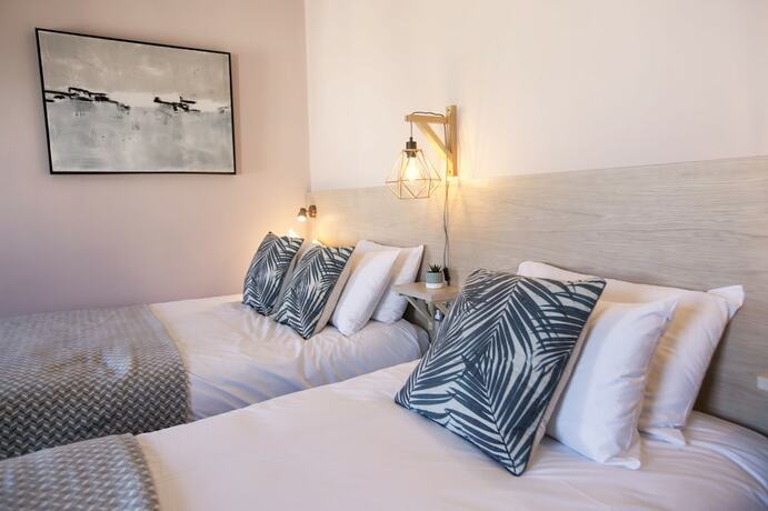 Imagen de la habitación del Hotel The Fullerton Arms. Foto 16