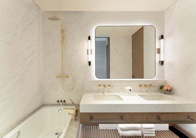 Imagen de la habitación del Hotel The Fullerton Ocean Park Hotel Hong Kong. Foto 6