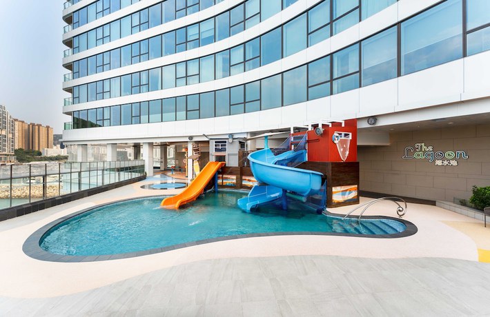 Imagen de la piscina del Hotel The Fullerton Ocean Park Hotel Hong Kong. Foto 19