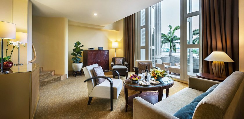 Imagen de la habitación del Hotel The Fullerton Singapore. Foto 5