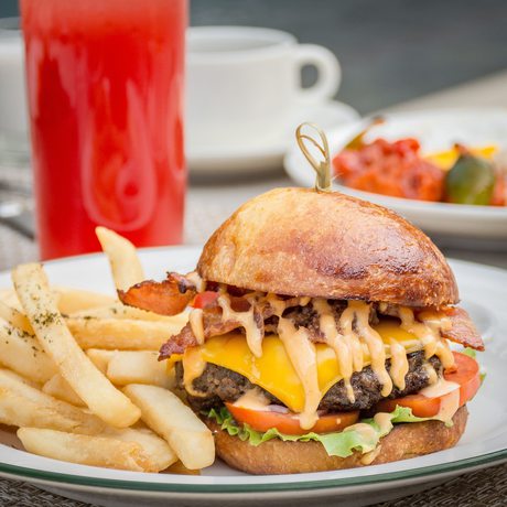 Imagen del bar/restaurante del Hotel The Funny Lion El Nido. Foto 4