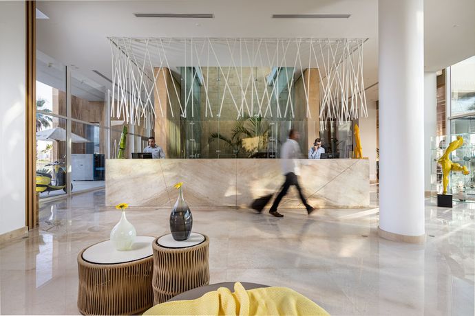Imagen de los interiores del Hotel The G. Foto 14
