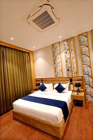 Imagen de la habitación del Hotel The GM Luxe Near Shree Khatu Shyam Ji Mandir. Foto 14