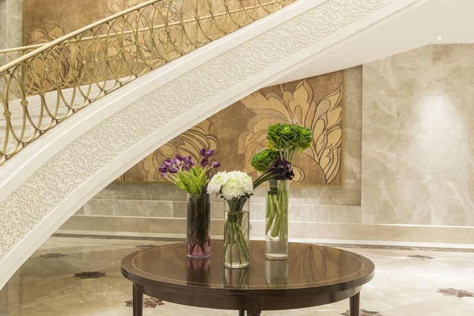 Imagen de los interiores del Hotel The Galleria Jeddah, Curio Collection By Hilton. Foto 18