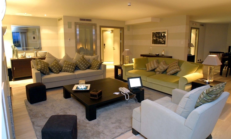 Imagen de los interiores del Hotel The Galmont. Foto 15