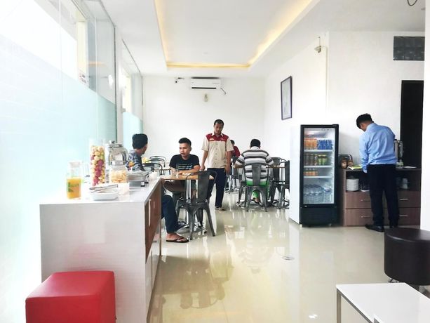 Imagen del bar/restaurante del Hotel The Galton Bau-Bau. Foto 2