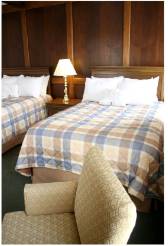 Imagen de la habitación del Hotel The Gananoque Inn & Spa. Foto 10