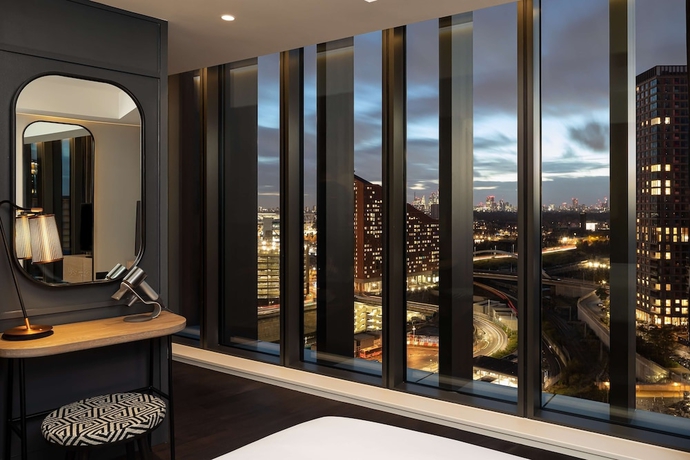 Imagen de la habitación del Hotel The Gantry London, Curio Collection by Hilton. Foto 14