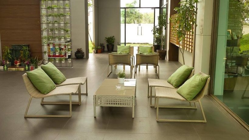 Imagen del bar/restaurante del Hotel The Garden 304. Foto 6