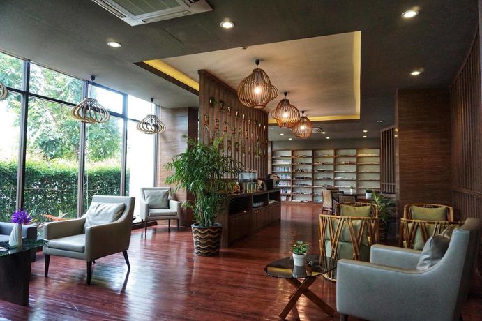 Imagen de la piscina del Hotel The Garden 304. Foto 19