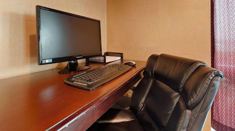 Imagen de los interiores del Hotel The Garden Executive. Foto 20