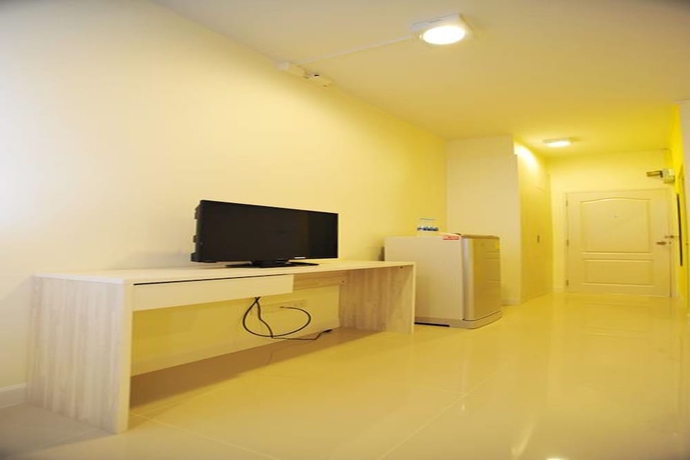 Imagen de los interiores del Hotel The Garden Living. Foto 17