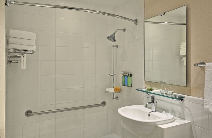 Imagen de la habitación del Hotel The Gardens Sonesta ES Suites New York. Foto 9