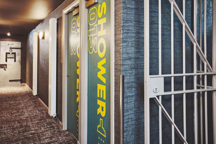 Imagen de los interiores del Hotel The Garrison. Foto 12