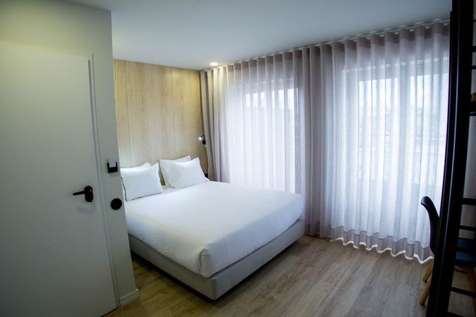 Imagen de la habitación del Hotel The Gate, Oporto. Foto 8
