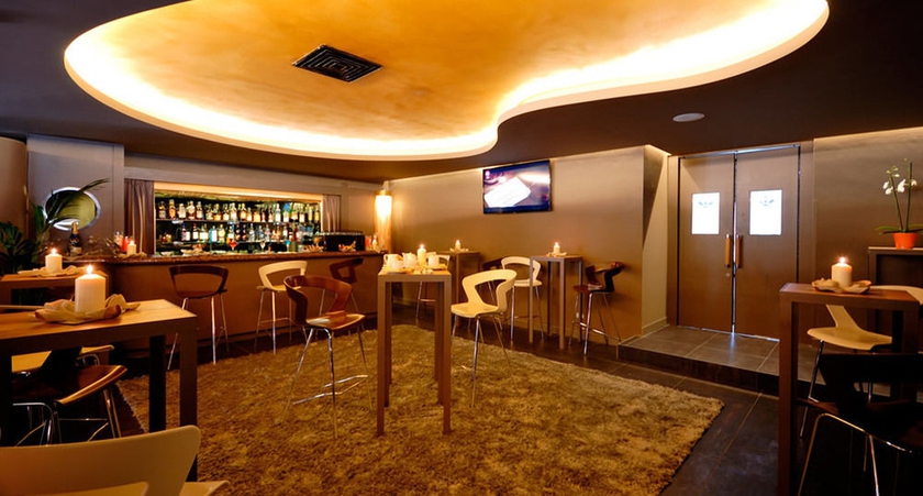 Imagen del bar/restaurante del Hotel The Gate, Sesto Fiorentino. Foto 8