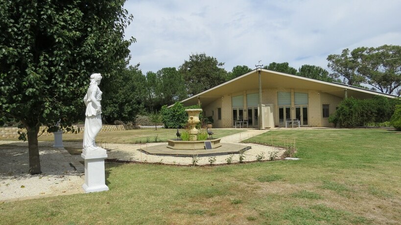 Imagen de los exteriores del Hotel The Gatehouse At Villa Raedward. Foto 18
