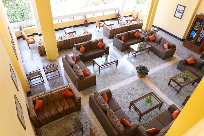 Imagen del bar/restaurante del Hotel The Gateway Gir Forest. Foto 2
