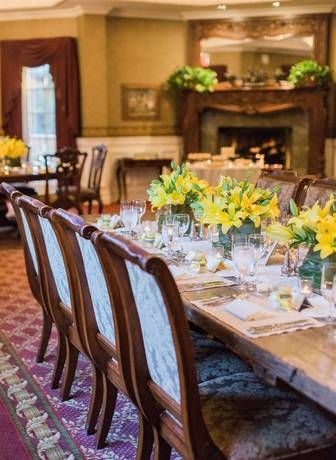 Imagen del bar/restaurante del Hotel The Genevieve. Foto 3