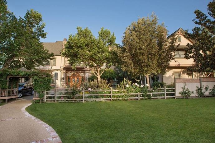 Imagen de los exteriores del Hotel The Genevieve. Foto 6