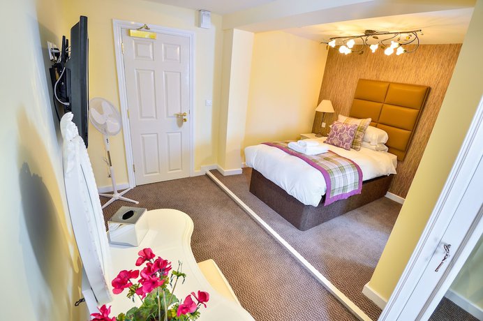 Imagen de la habitación del Hotel The George, Axminster. Foto 7